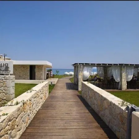 Detached With Sea View *