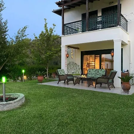 Holiday home Detached With Sea View
