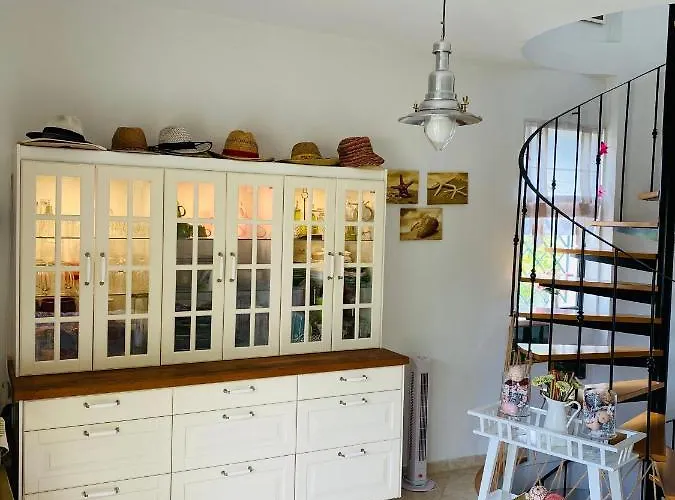 別荘 Detached With Sea View *