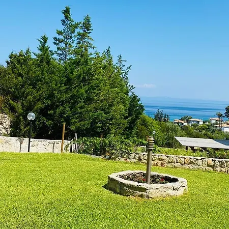 Detached With Sea View בית נופש *