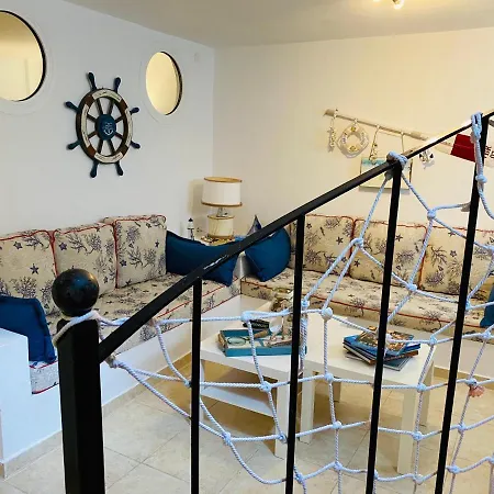 בית נופש Detached With Sea View *