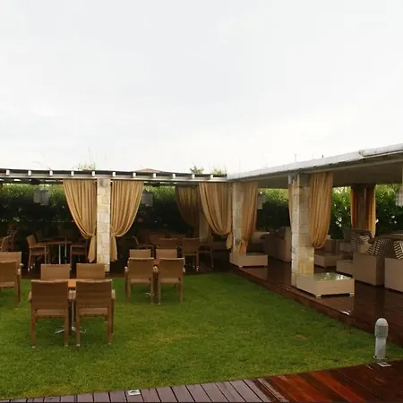 בית נופש Detached With Sea View חניוטי